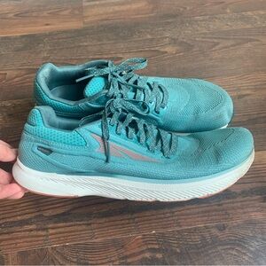 Altra Escalante Dusty Teal Running Shoes